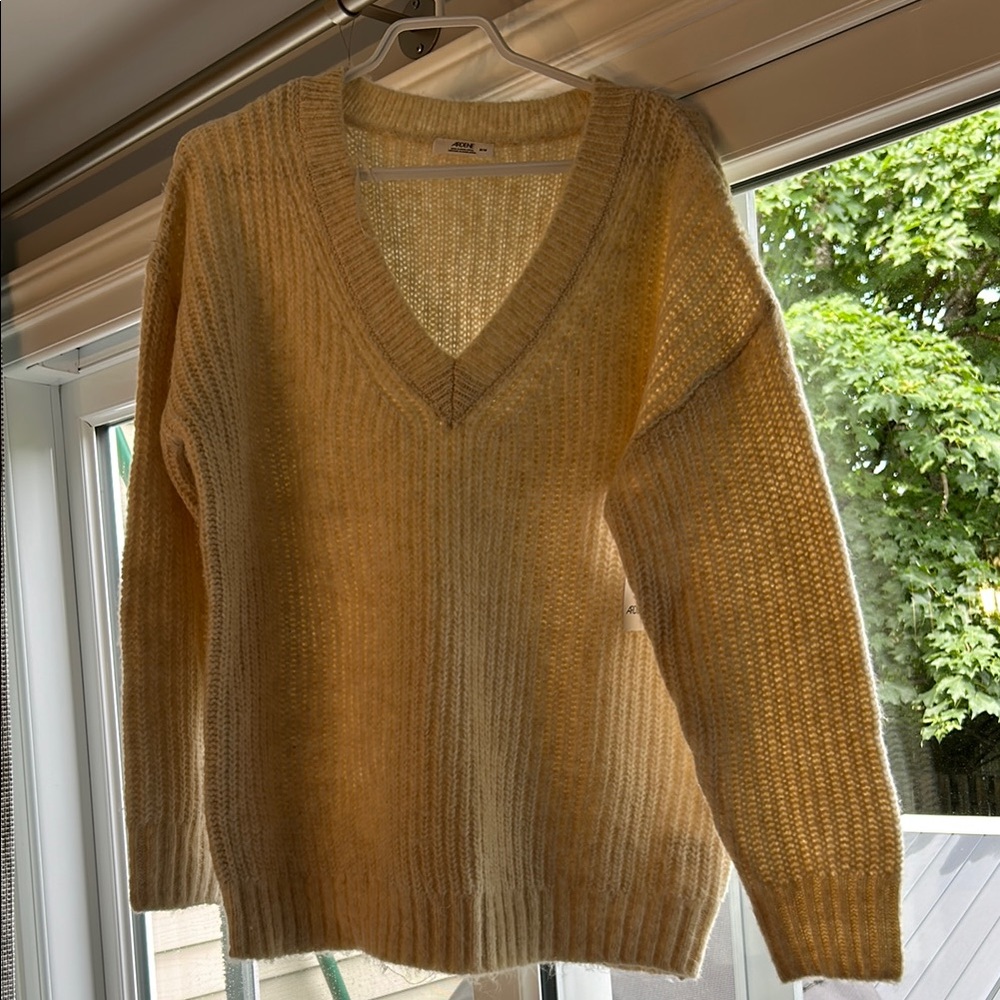 Cozy Cream V-Neck Sweater